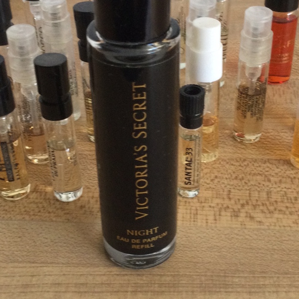 25 Different Perfume Sampler